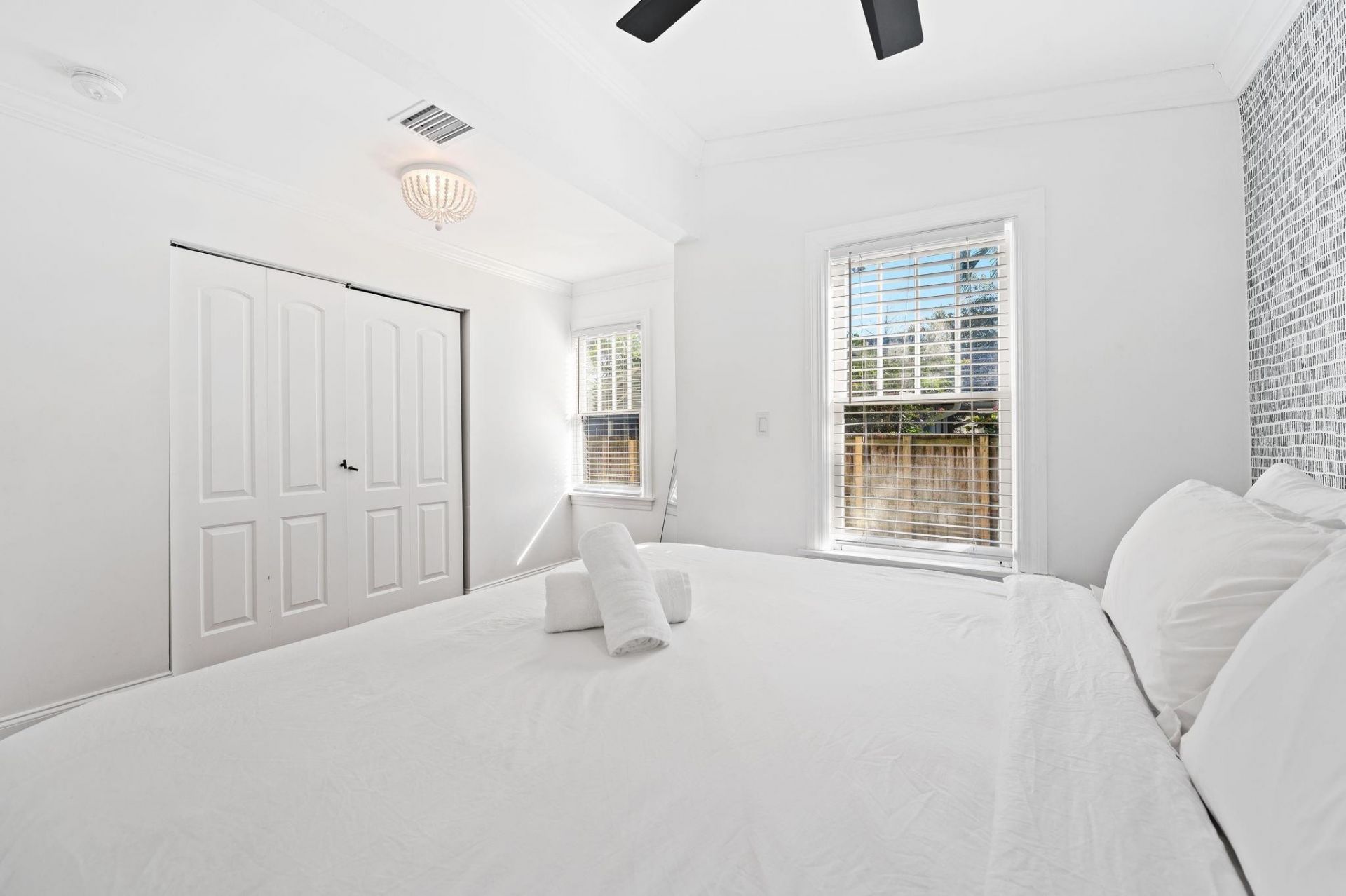 713 NE 17th Road, Fort Lauderdale, FL 33304 Photo