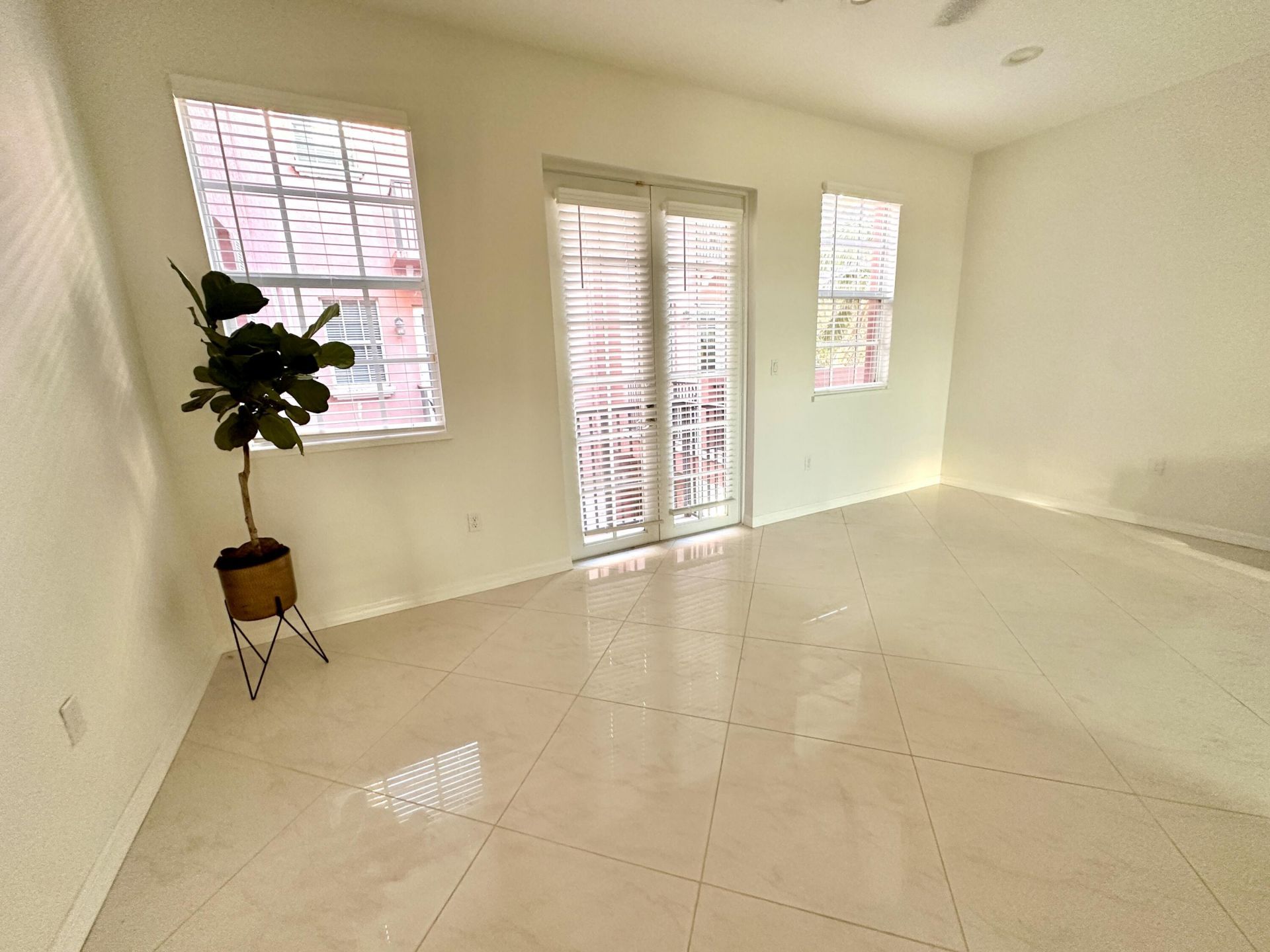 3213 NE 5th Street, Unit 201, Pompano Beach, FL 33062 Photo