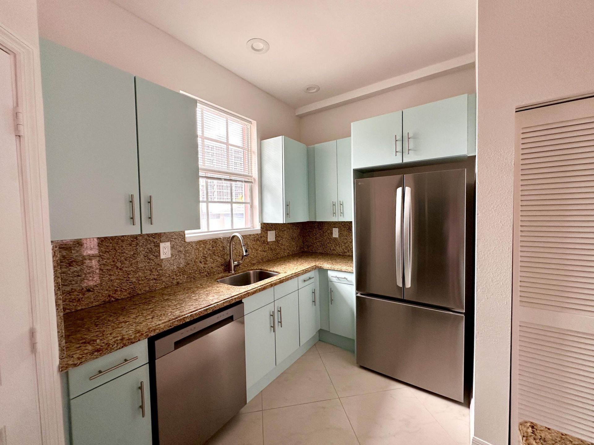 3213 NE 5th Street, Unit 201, Pompano Beach, FL 33062 Photo