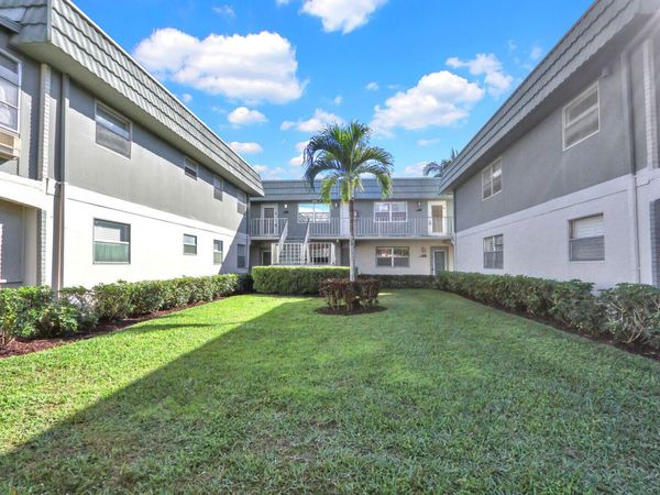 279 Flanders, Unit F, Delray Beach, FL 33484