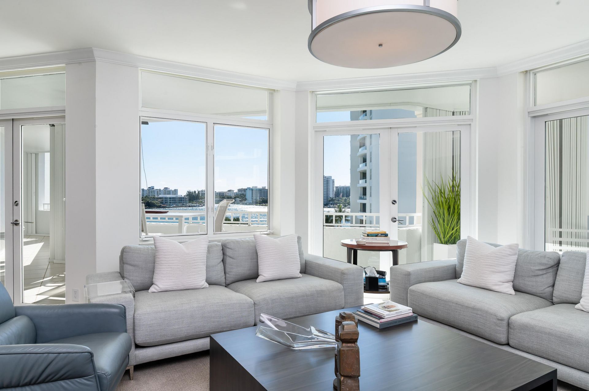 300 SE 5th Avenue, Unit 6110, Boca Raton, FL 33432 Photo