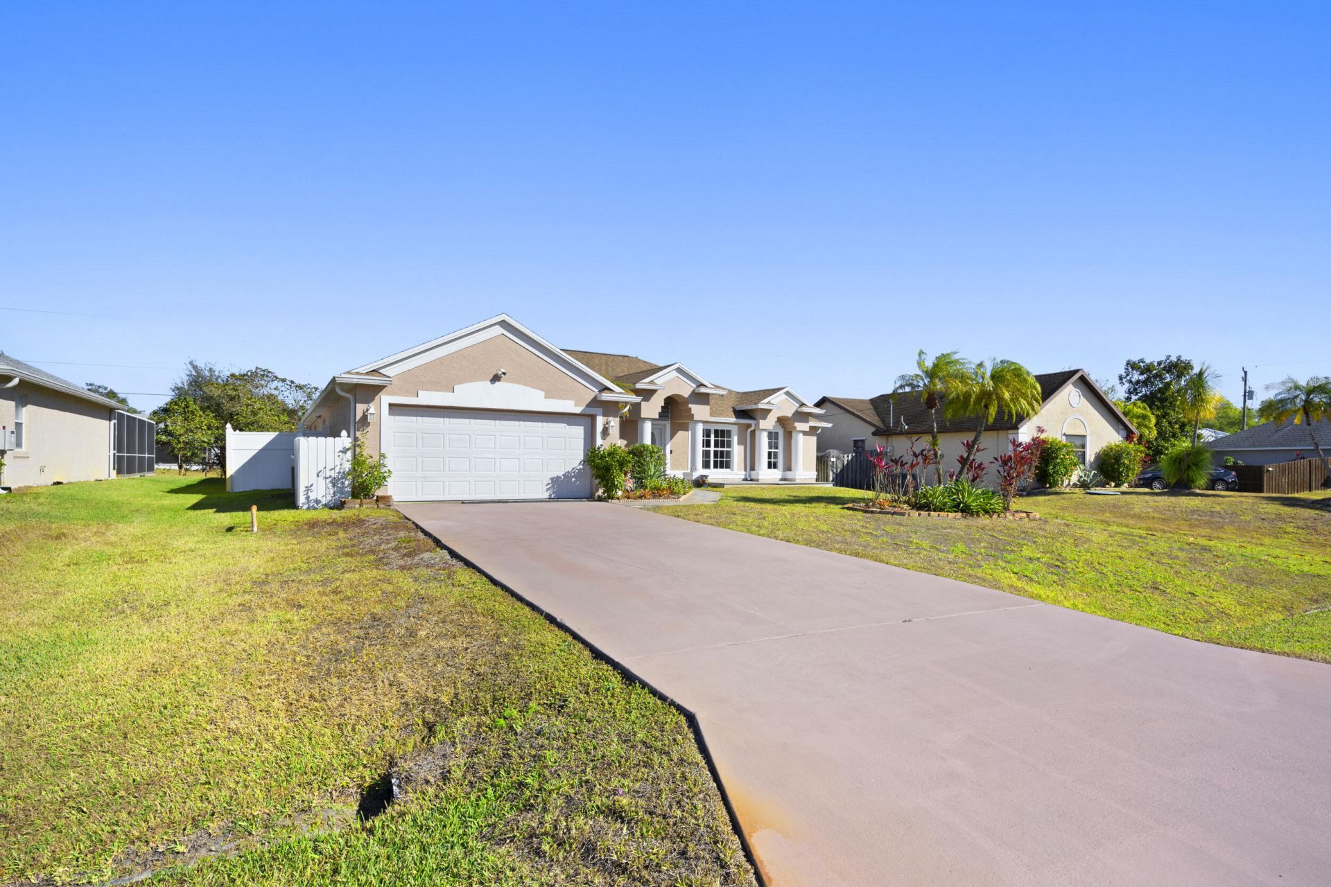 439 SE Nome Drive, Port Saint Lucie, FL 34984 Photo