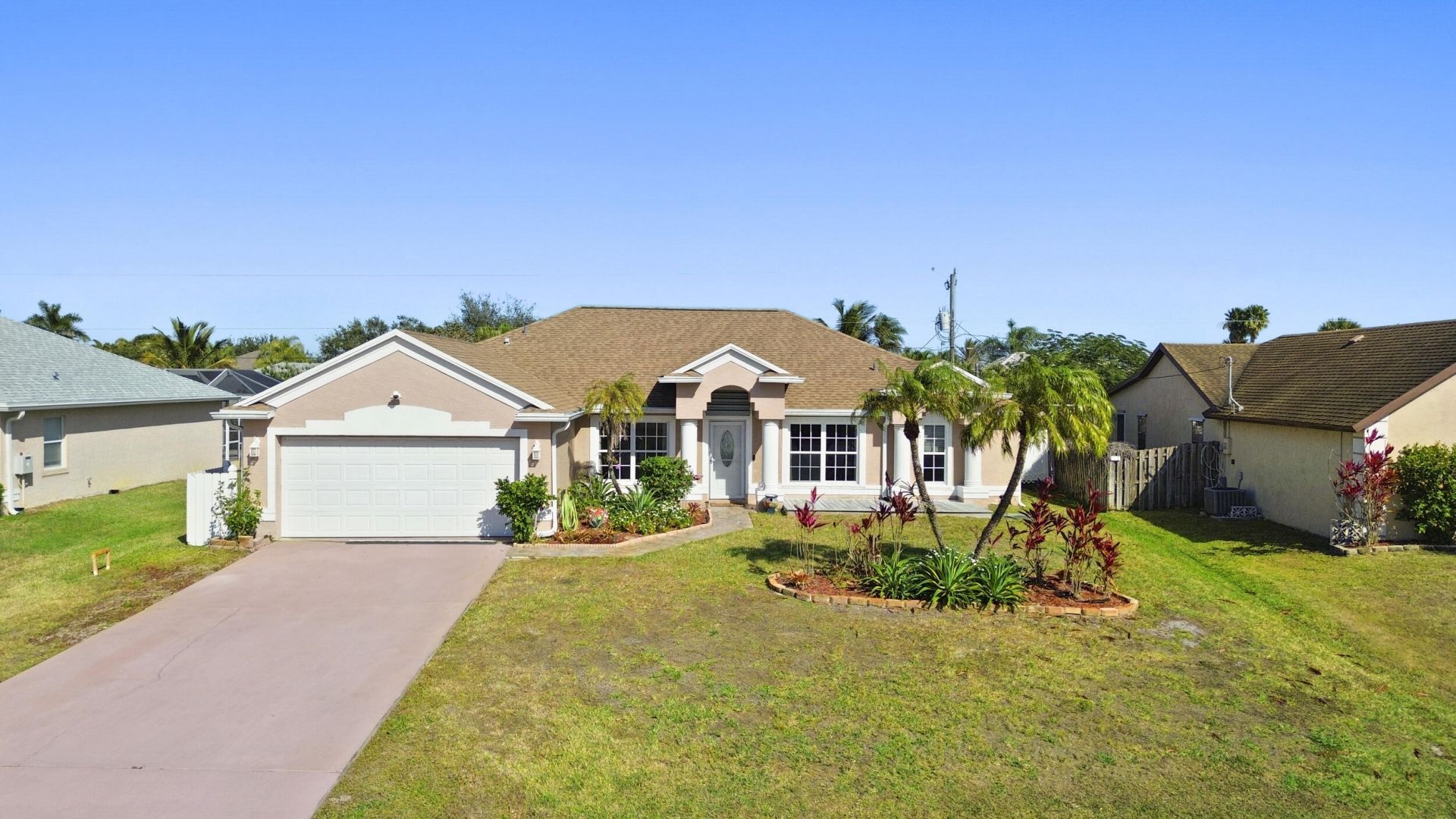 439 SE Nome Drive, Port Saint Lucie, FL 34984 Photo