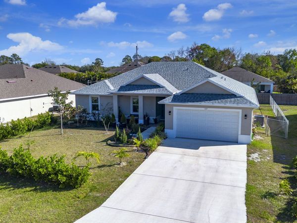 4037 SW Mcintosh Street, Port Saint Lucie, FL 34953