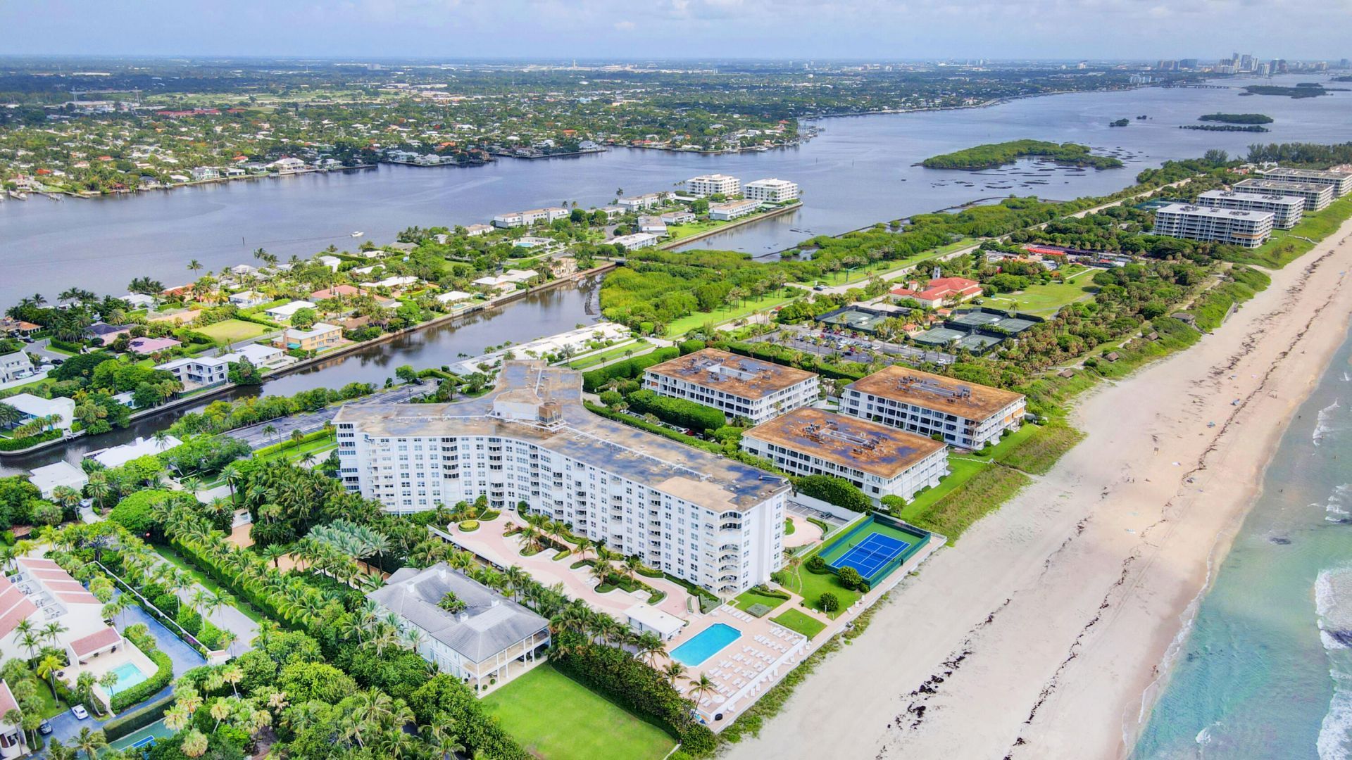 2295 S Ocean Boulevard, Unit 803, Palm Beach, FL 33480 Photo