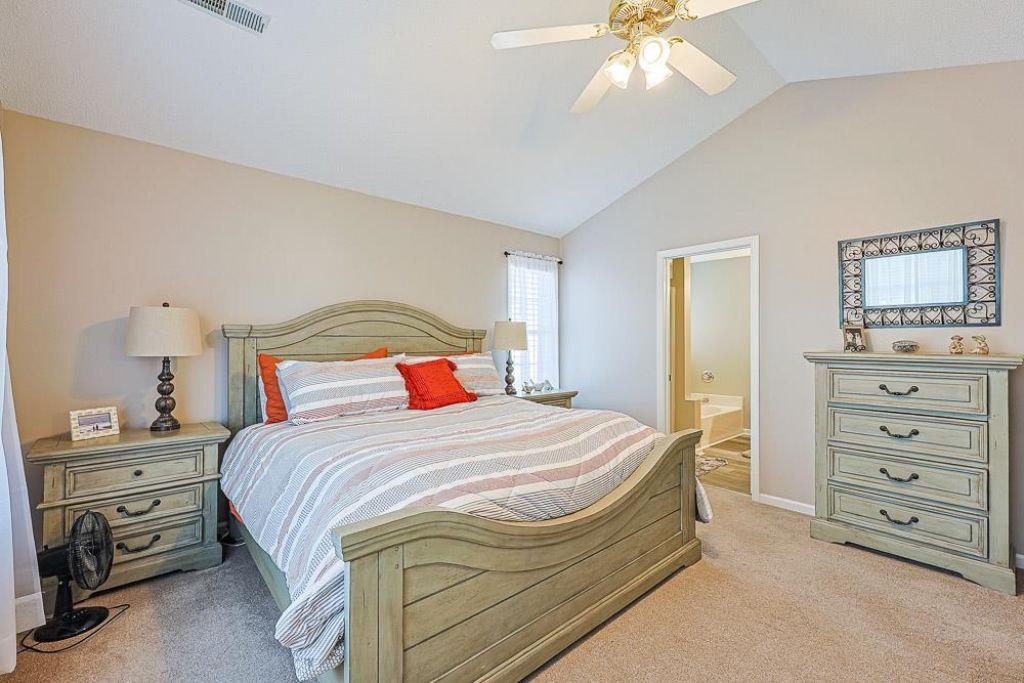 1088 Vestry Dr. Photo 11