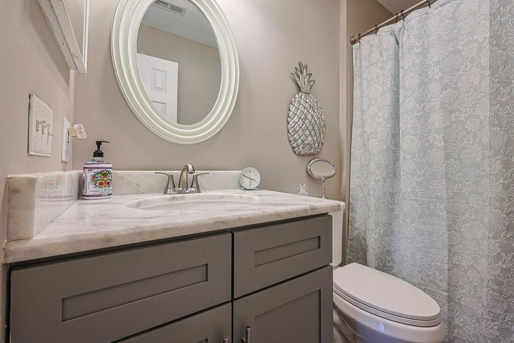 1088 Vestry Dr. Photo 23