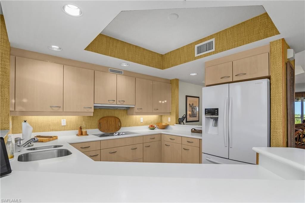 7225 Pelican Bay Blvd, Unit 402, Naples, FL 34108 Photo
