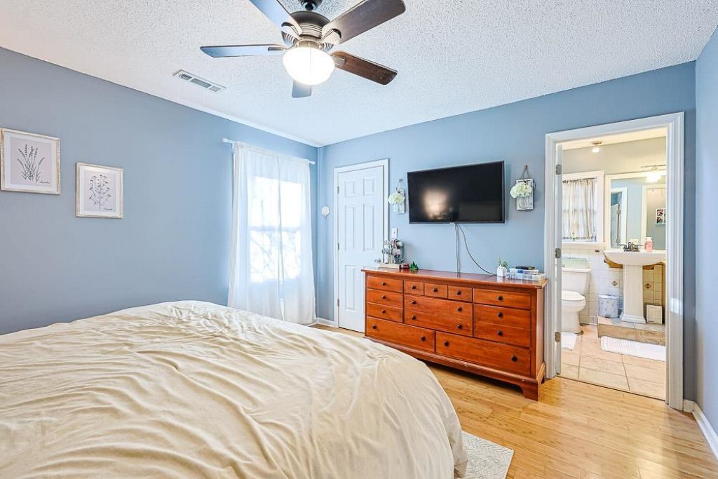 95 Channing Dr. Photo 11