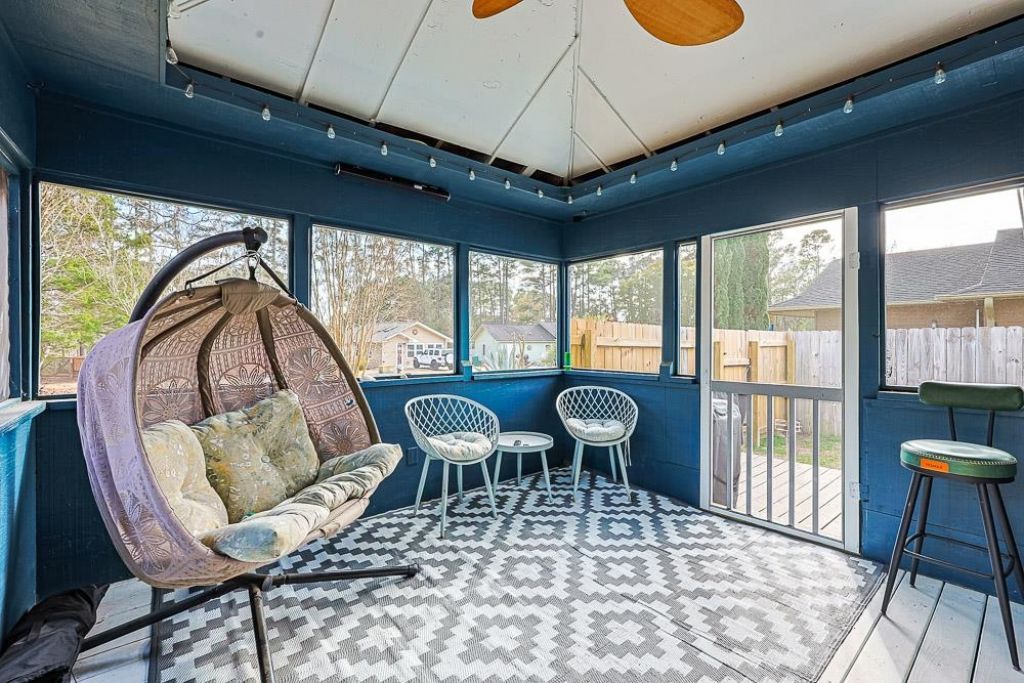 95 Channing Dr. Photo 21