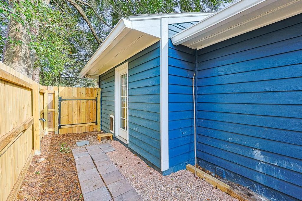 95 Channing Dr. Photo 26