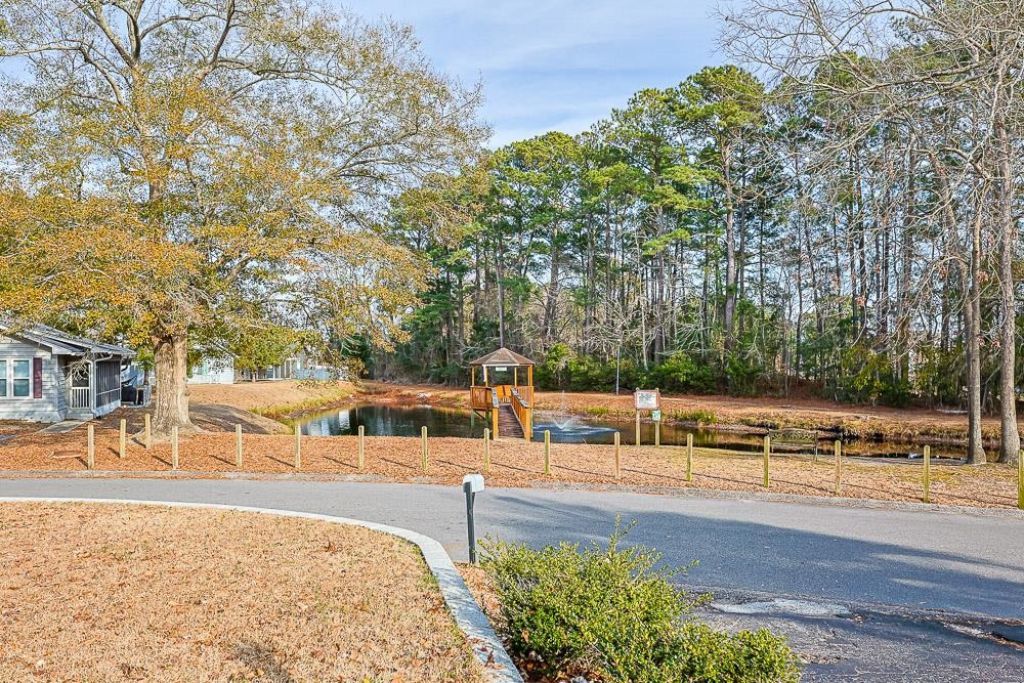 95 Channing Dr. Photo 32