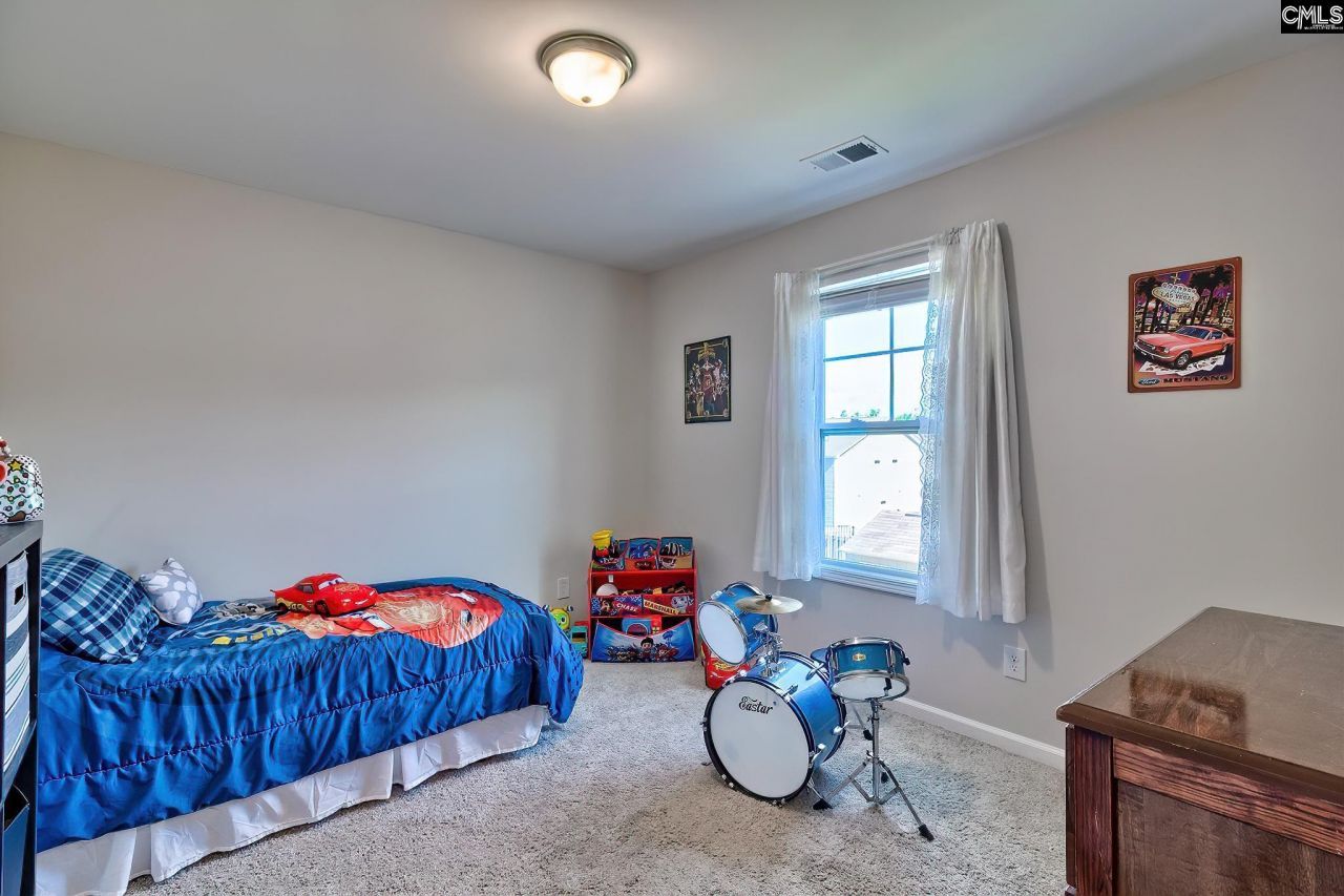 14 Manchurian Court  Photo 21