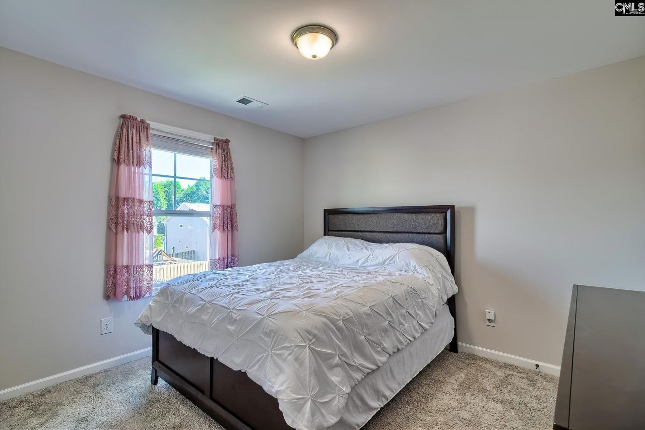 14 Manchurian Court  Photo 23