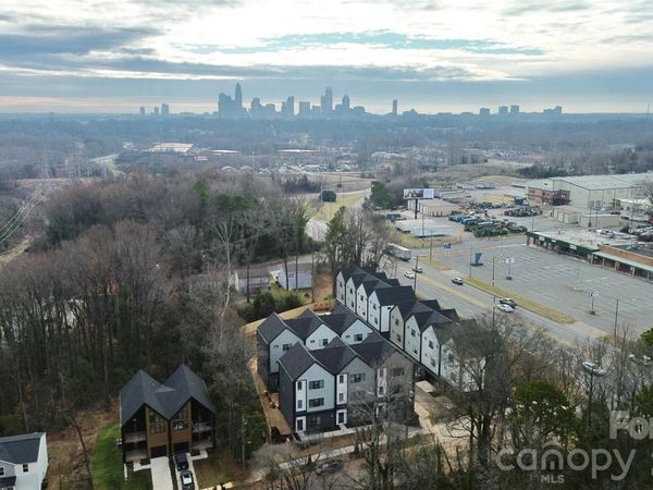 3440 Brookshire Boulevard, Charlotte, NC 28216