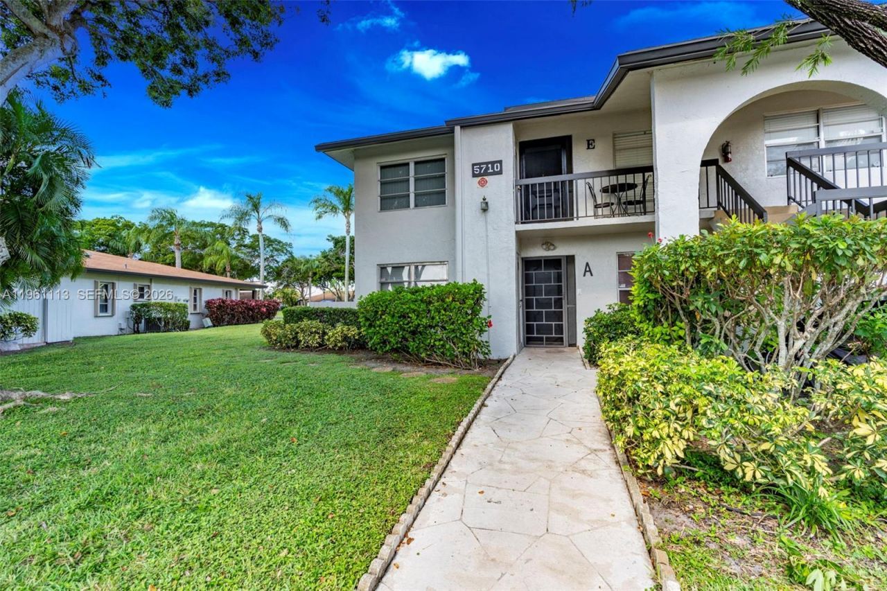 5710 Princess Palm Ct, Unit A, Delray Beach, FL 33484 Photo