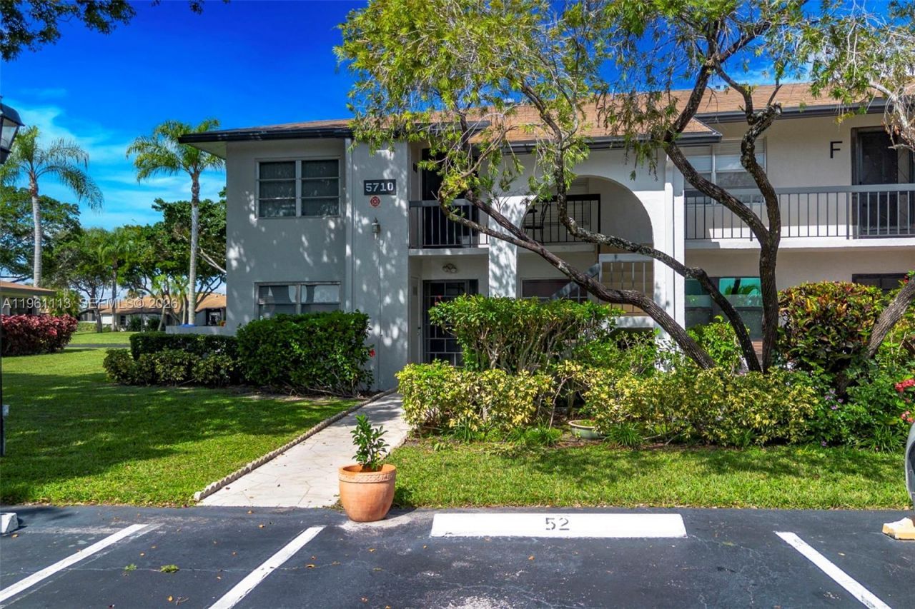 5710 Princess Palm Ct, Unit A, Delray Beach, FL 33484 Photo