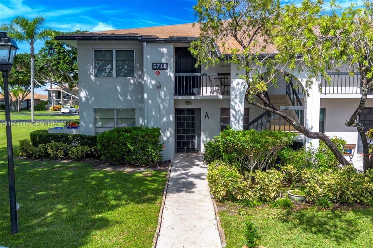 5710 Princess Palm Ct, Unit A, Delray Beach, FL 33484 Photo