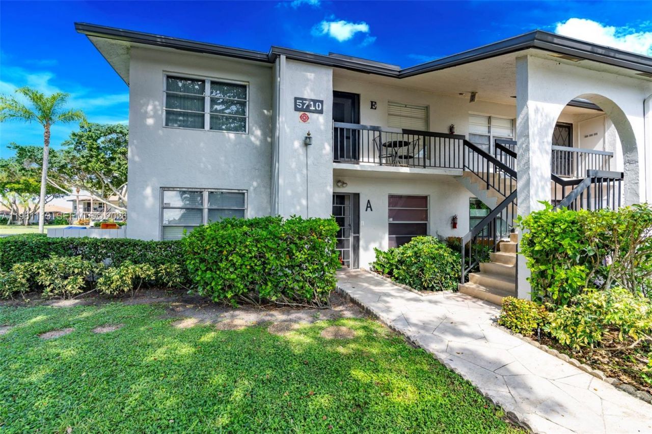 5710 Princess Palm Ct, Unit A, Delray Beach, FL 33484 Photo