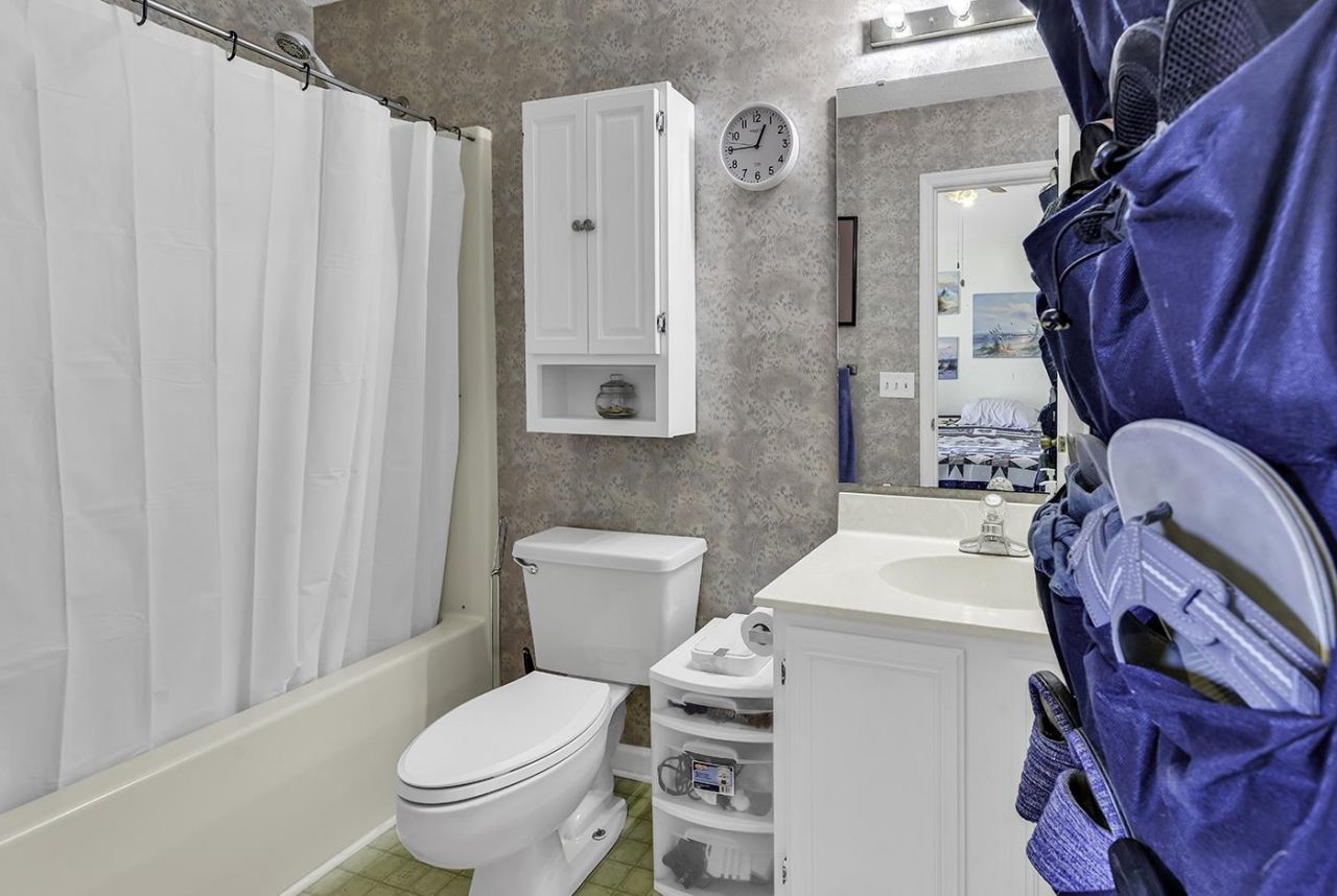 859 Tall Oaks Ct. Photo 17