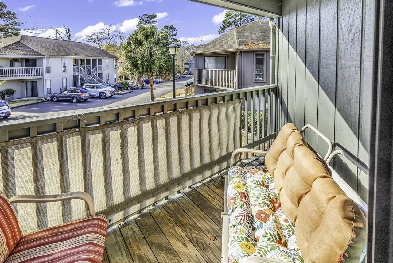 859 Tall Oaks Ct. Photo 22