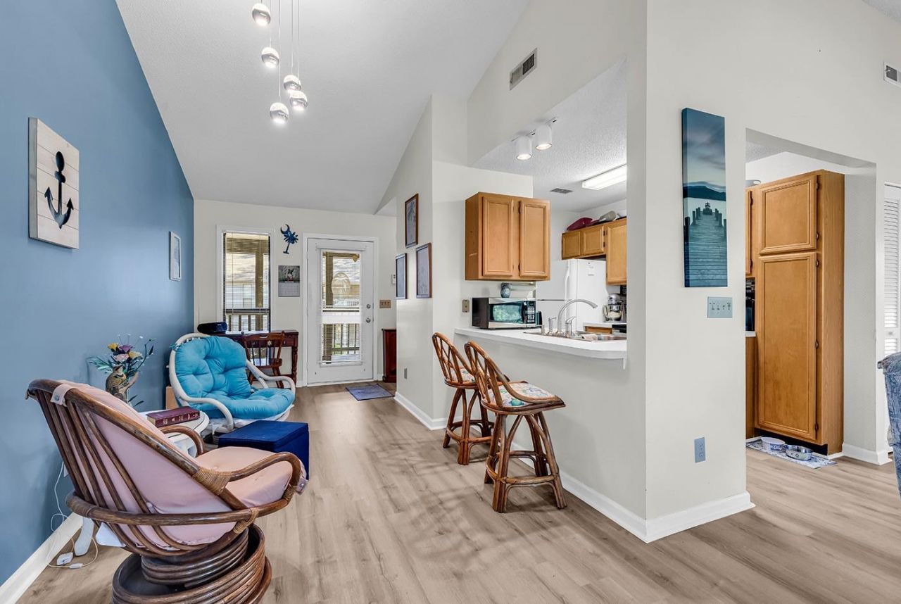 859 Tall Oaks Ct. Photo 9