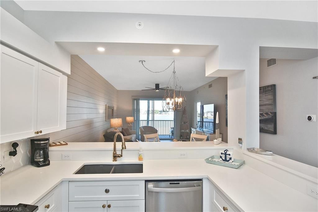 10460 Washingtonia Palm Way, Unit 1324, Fort Myers, FL 33966 Photo