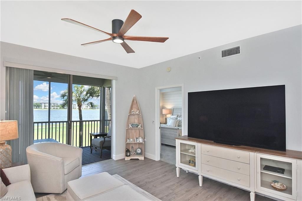 10460 Washingtonia Palm Way, Unit 1324, Fort Myers, FL 33966 Photo