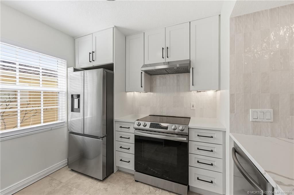 1155 Lake Shore Drive, Unit 202, West Palm Beach, FL 33403 Photo