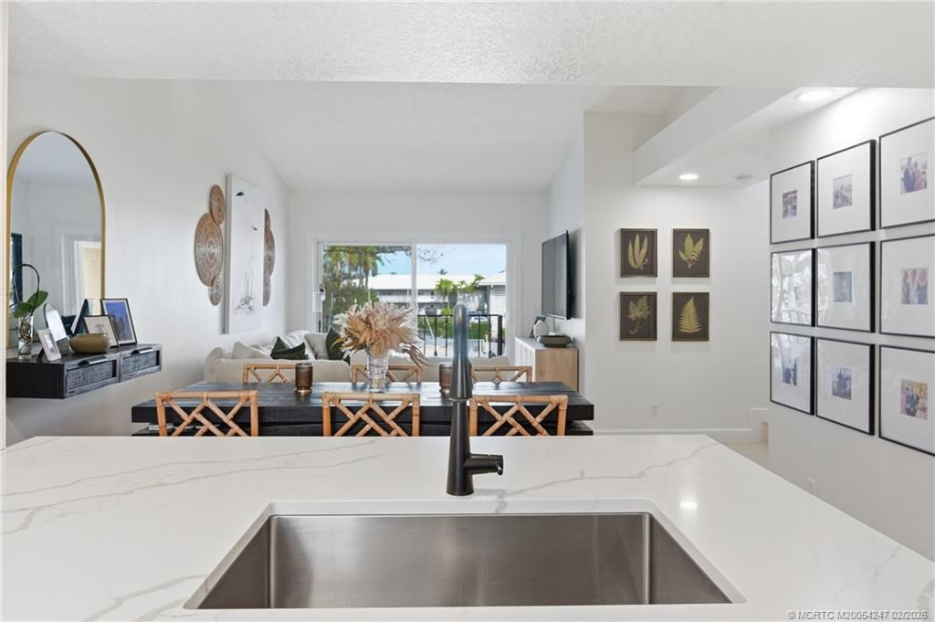1155 Lake Shore Drive, Unit 202, West Palm Beach, FL 33403 Photo