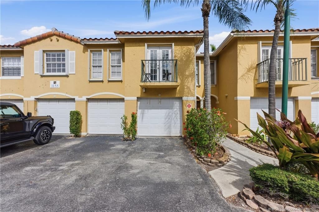 1155 Lake Shore Drive, Unit 202, West Palm Beach, FL 33403 Photo