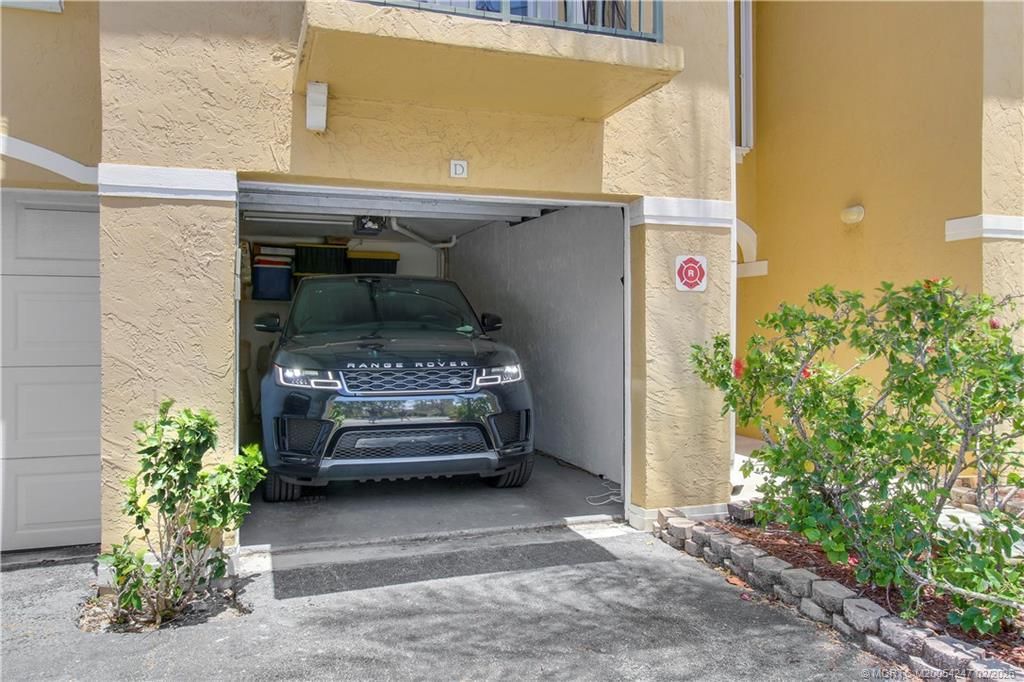 1155 Lake Shore Drive, Unit 202, West Palm Beach, FL 33403 Photo