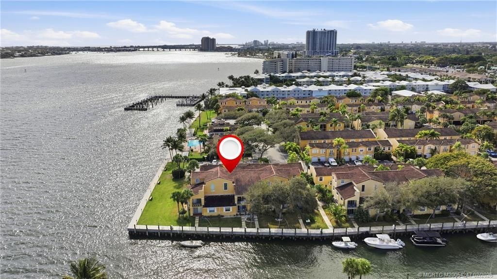 1155 Lake Shore Drive, Unit 202, West Palm Beach, FL 33403 Photo