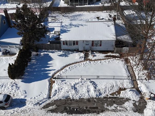 208 Charter Oaks Avenue , Brentwood, NY 11717