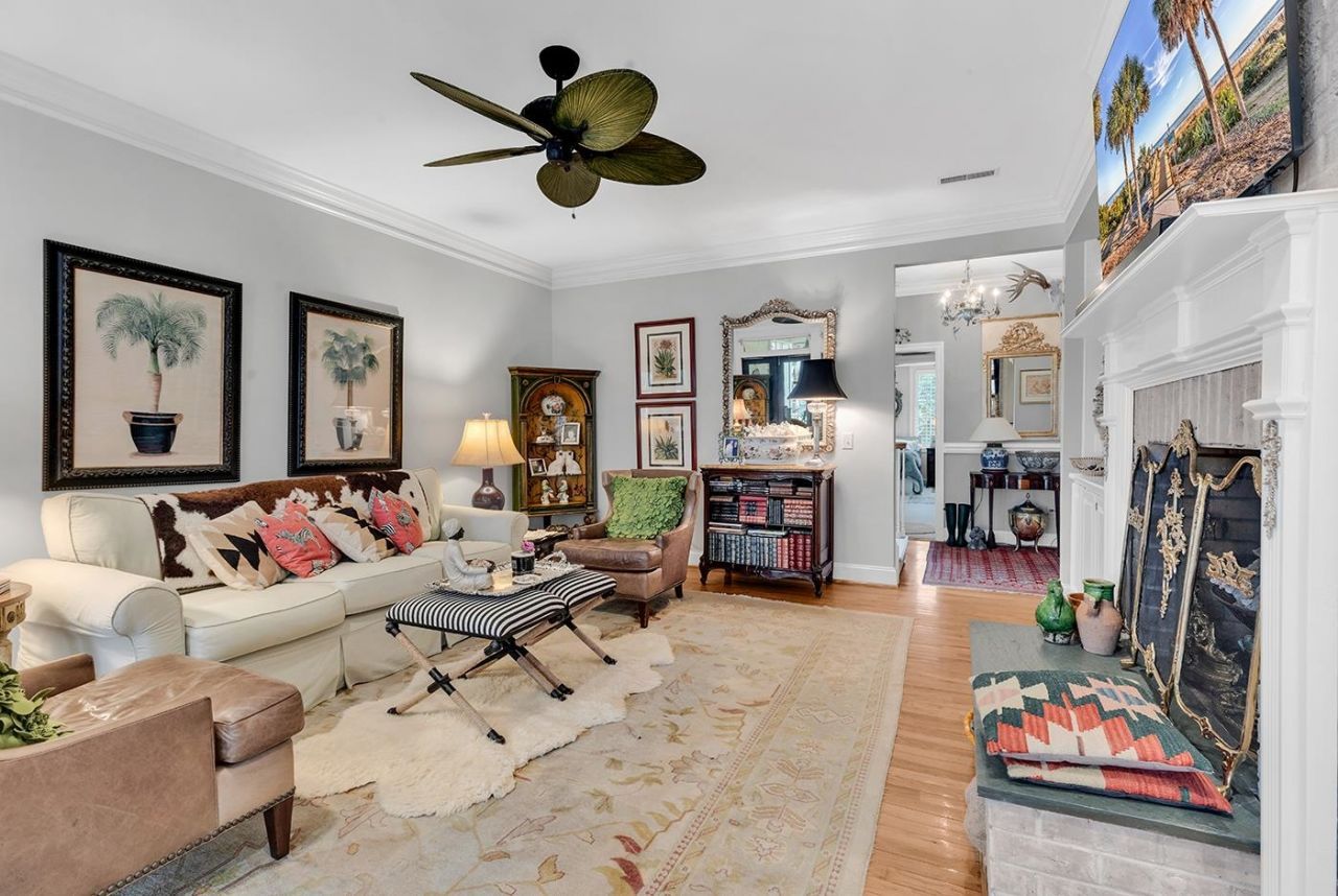 1970 Governors Landing Dr. Photo 2