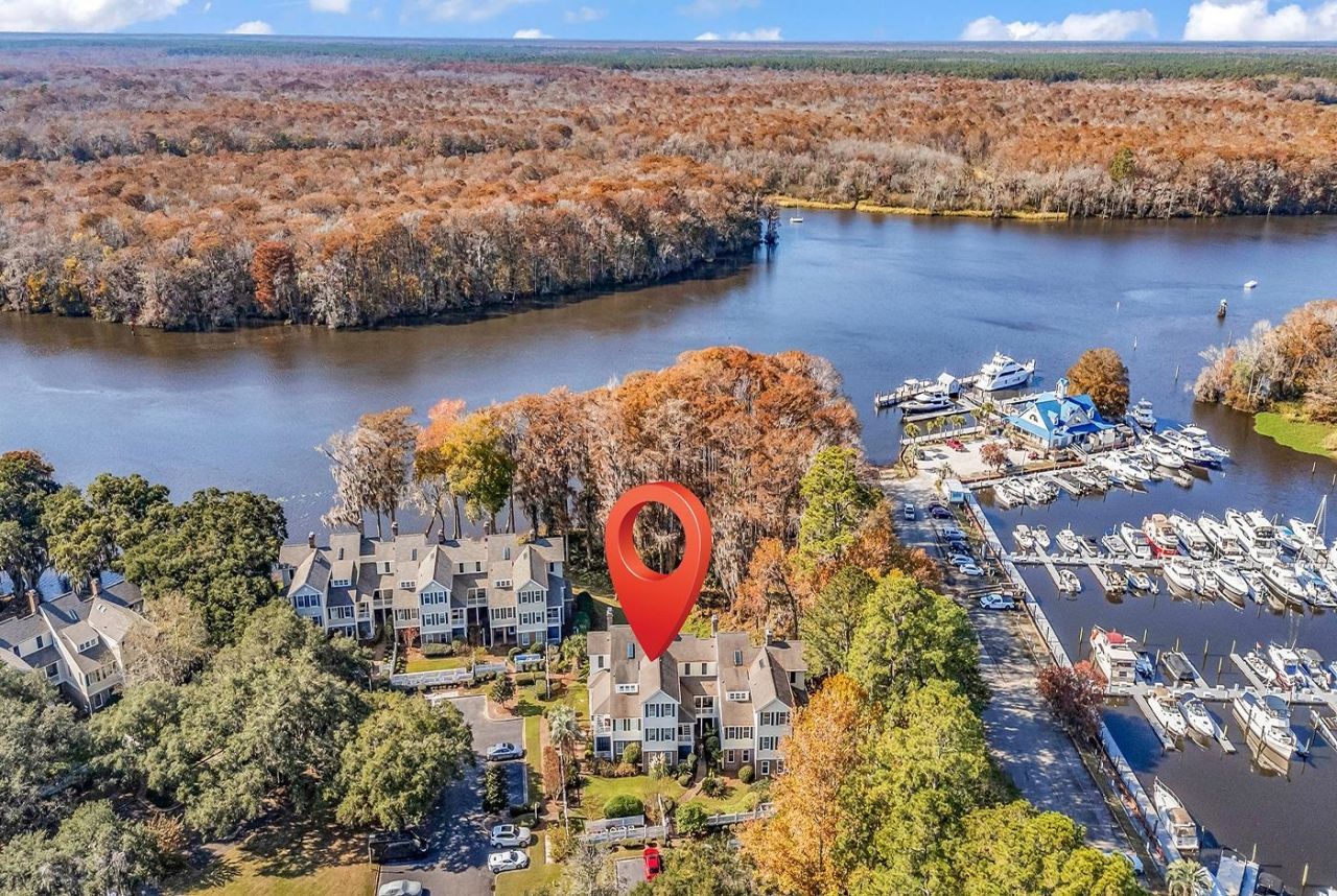 1970 Governors Landing Dr. Photo 21