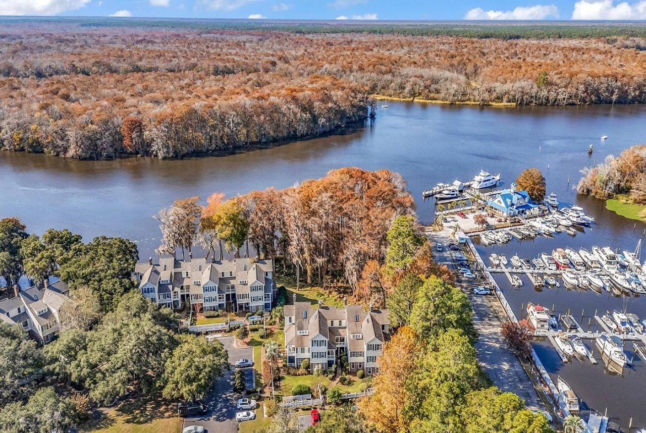 1970 Governors Landing Dr. Photo 26