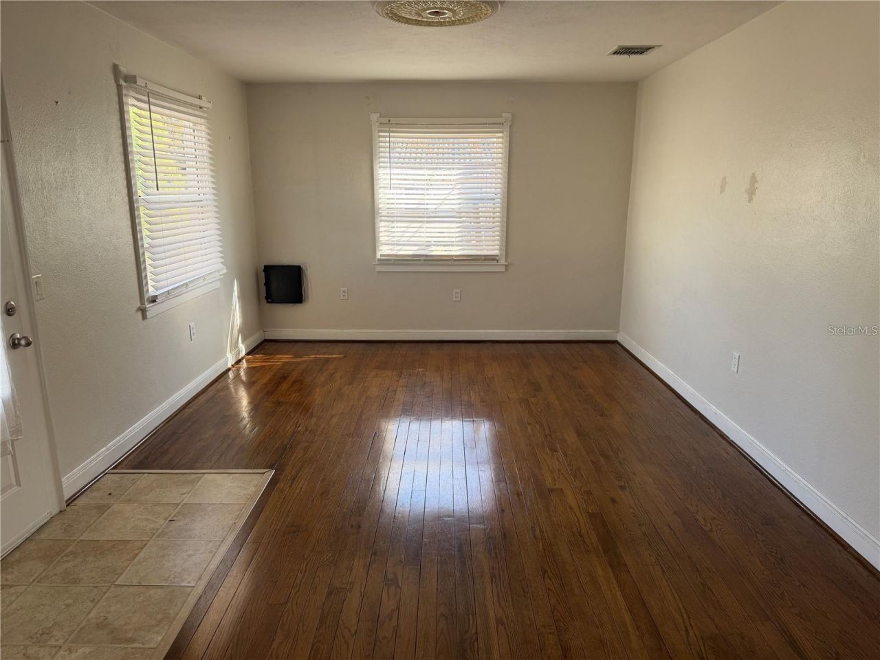 5335 6th Street, Zephyrhills, FL 33542 Photo