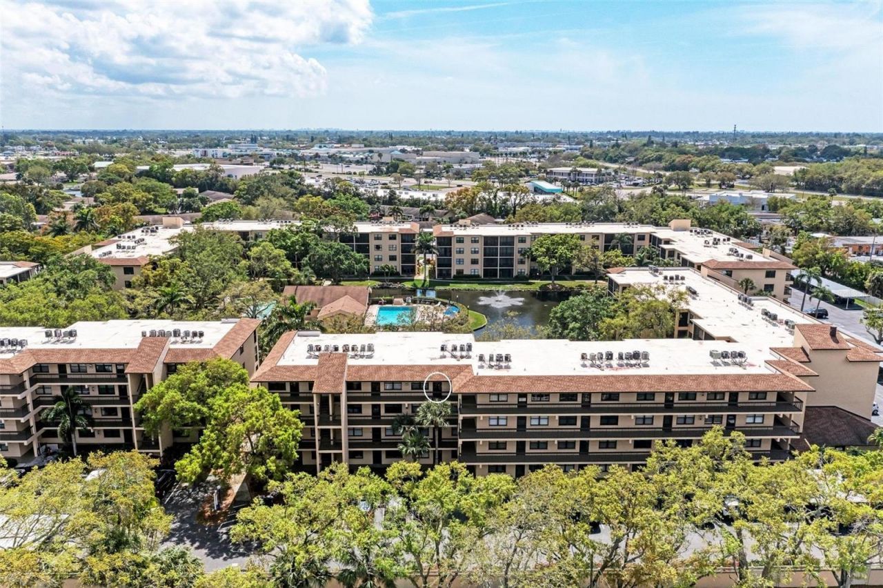 625 30th Avenue W, Unit G403, Bradenton, FL 34205 Main Photo