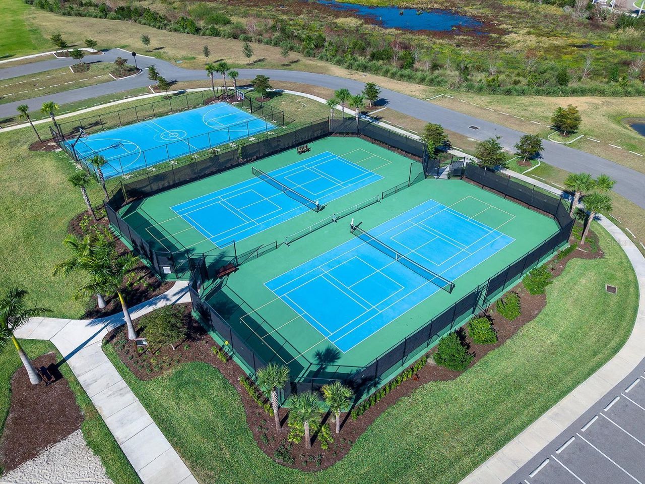 9220 Starry Night Avenue, Sarasota, FL 34241 Photo