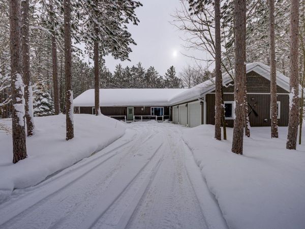 16355 Hunt Club Road, Lake Ann, MI 49650