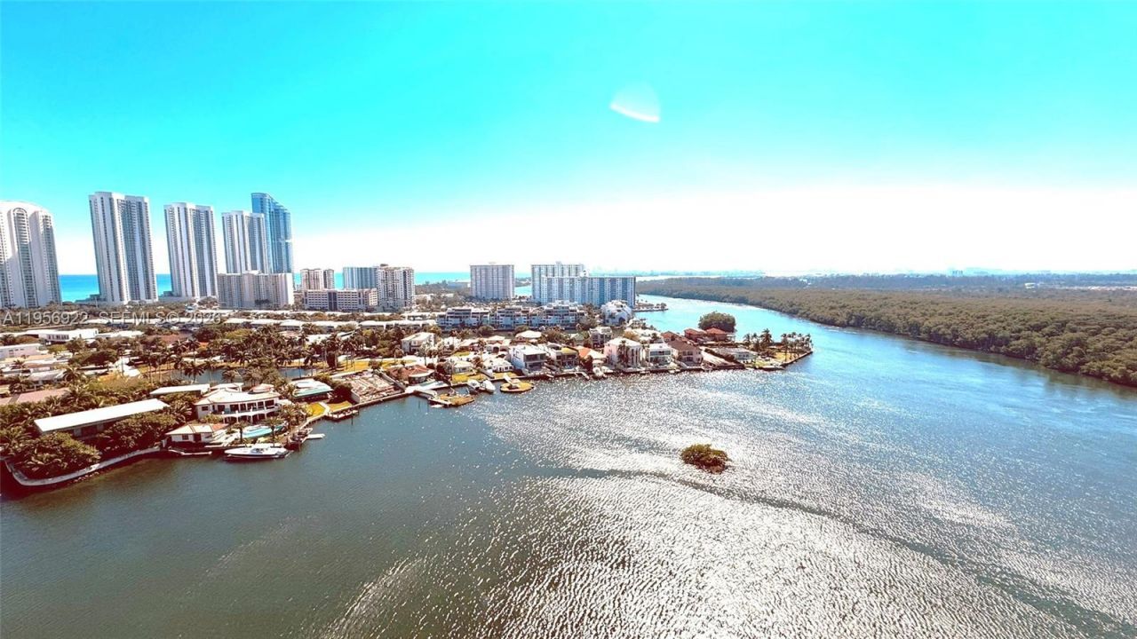 400 Sunny Isles Blvd, Unit 1906, Sunny Isles Beach, FL 33160 Photo