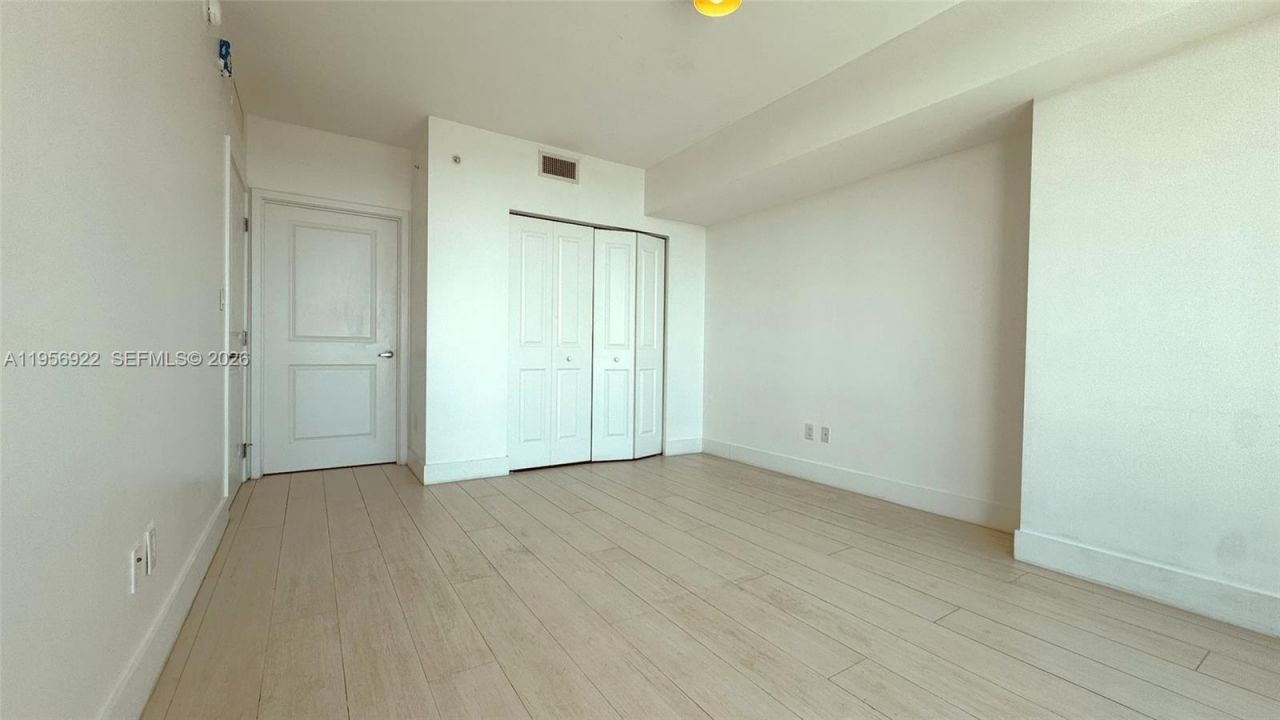 400 Sunny Isles Blvd, Unit 1906, Sunny Isles Beach, FL 33160 Photo