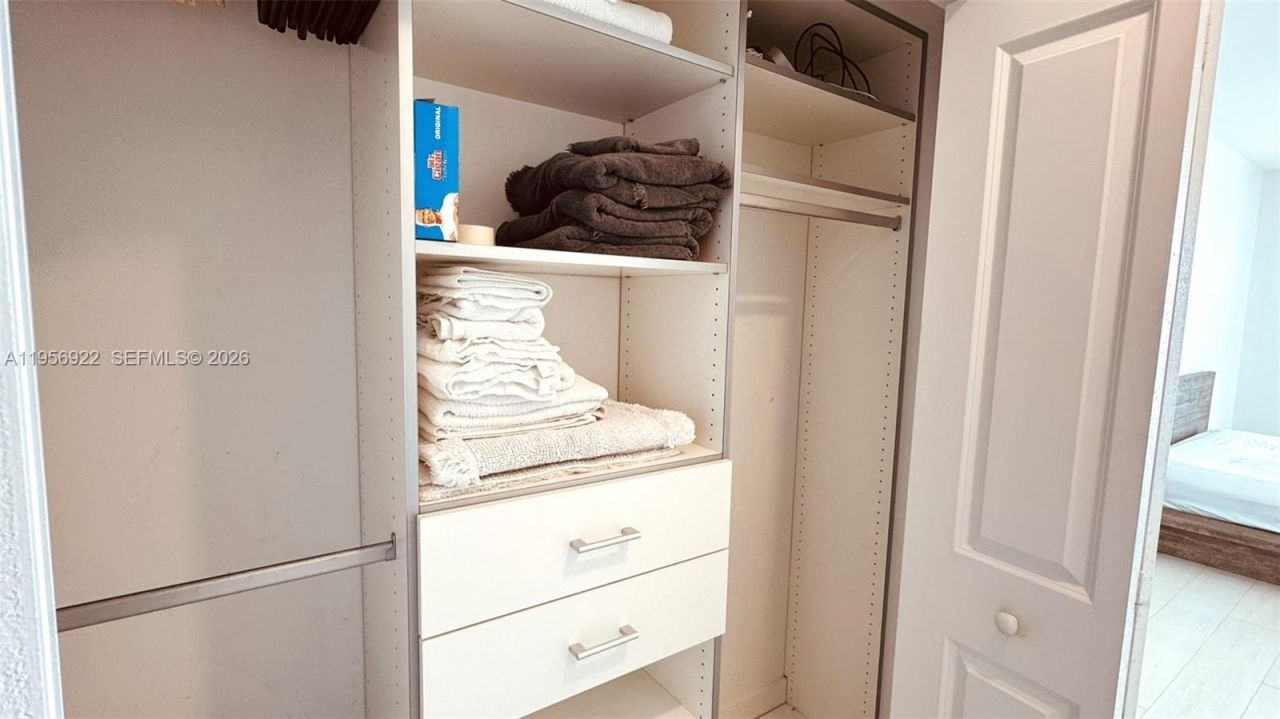 400 Sunny Isles Blvd, Unit 1906, Sunny Isles Beach, FL 33160 Photo