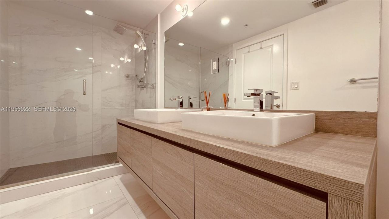 400 Sunny Isles Blvd, Unit 1906, Sunny Isles Beach, FL 33160 Photo