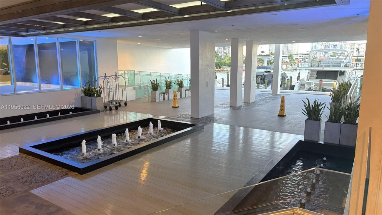 400 Sunny Isles Blvd, Unit 1906, Sunny Isles Beach, FL 33160 Photo
