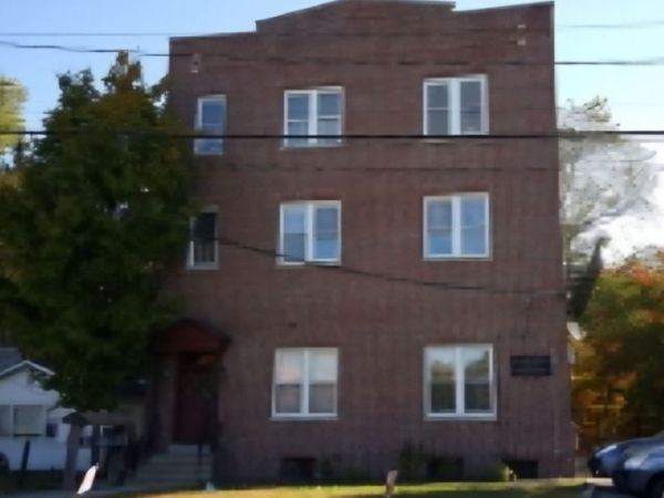 817 Ringwood Ave, Unit 8, Pompton Lakes, NJ 07442