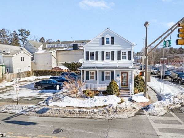 35 Leigh St, Clinton, NJ 08809