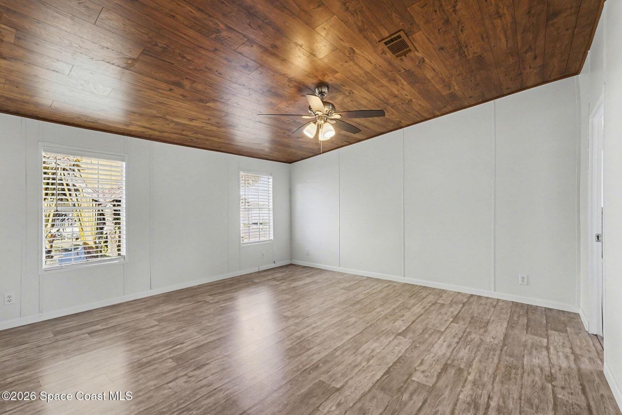 926 Laurel Circle, Barefoot Bay, FL 32976 Photo