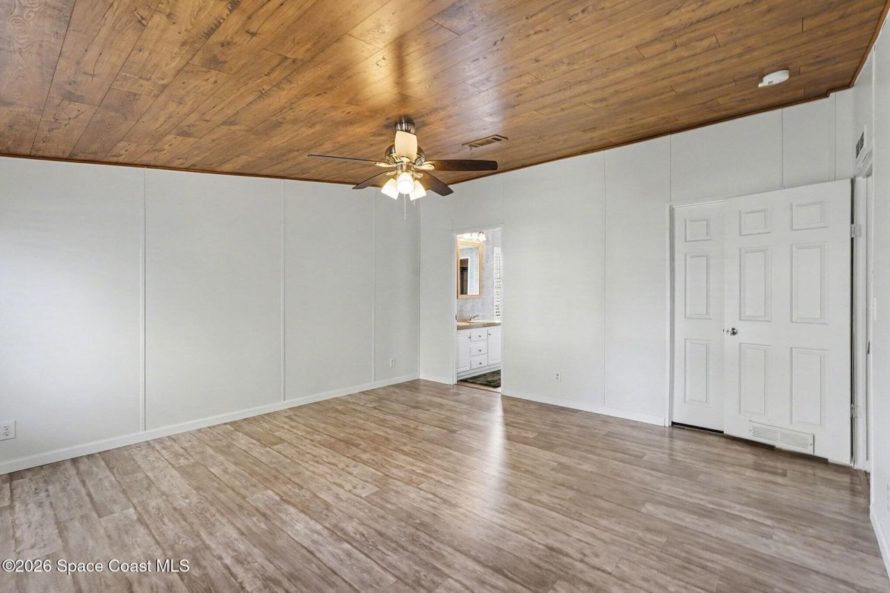 926 Laurel Circle, Barefoot Bay, FL 32976 Photo